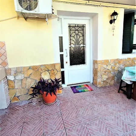 Apartment Bougainvillea House 1 *